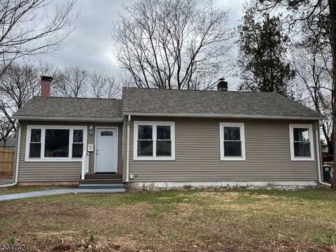 36 Hawthorne Dr, Franklin, NJ 08873