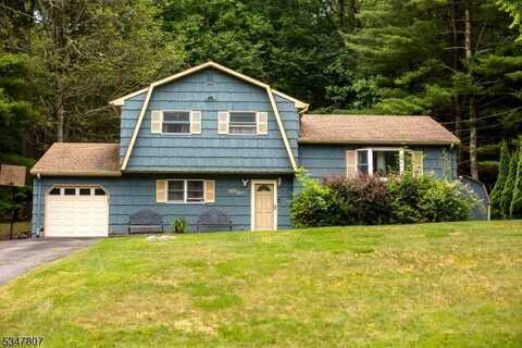 51 Morris Ave, West Milford, NJ 07480