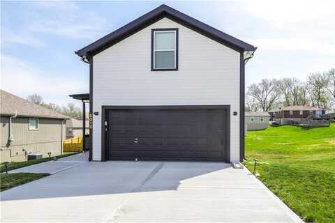11214 N Oak Trafficway, Kansas City, MO 64155