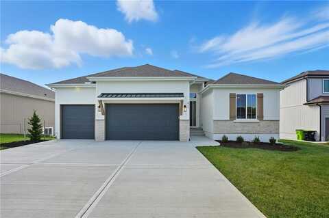 2775 SW 11th Terrace, Lees Summit, MO 64081