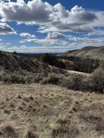 8150 W Spring Creek Way, Boise, ID 83714