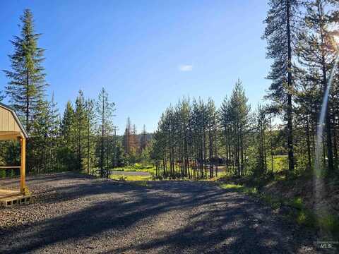 1000 Sanderson Ln, Bovill, ID 83806