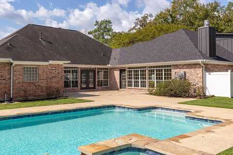 101 Southern Trace, Lufkin, TX 75901
