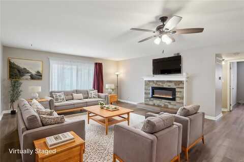 1042 Lafayette Court, Collinsville, IL 62234