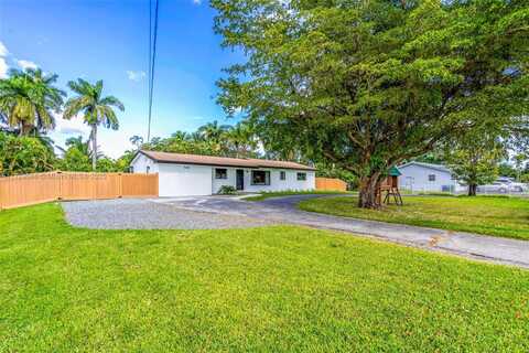 535 N Biscayne River Dr, Miami, FL 33169