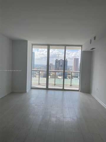 50 Biscayne Blvd, Miami, FL 33132