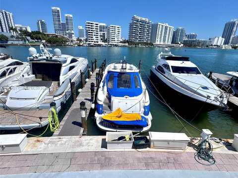 900 Bay Dr DS20, Miami Beach, FL 33141