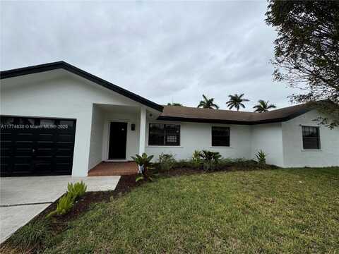 16916 SW 111th Ct, Miami, FL 33157
