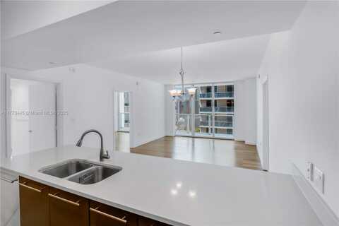 55 SE 6th St, Miami, FL 33131