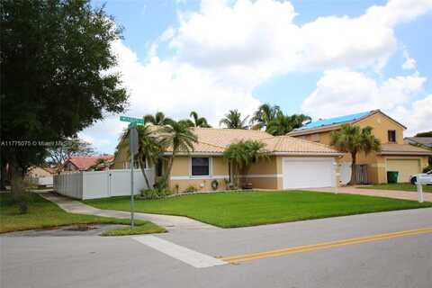 6302 Tweksbury Ter, Davie, FL 33331