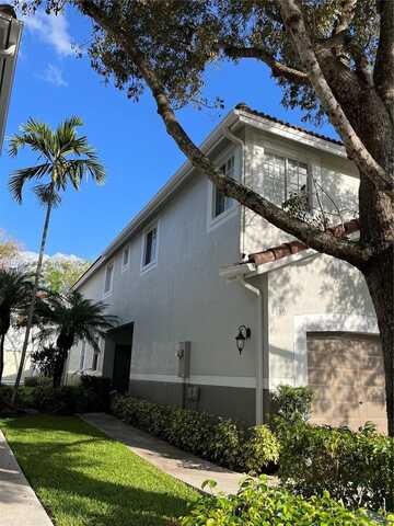 3869 San Simeon Cir, Weston, FL 33331