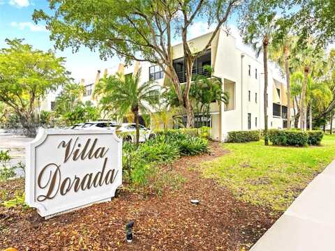 20401 NE 30th Ave, Aventura, FL 33180