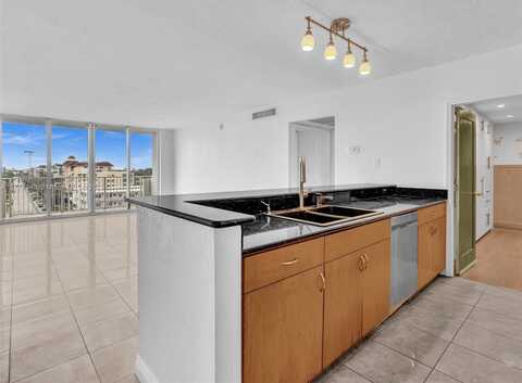 10350 W Bay Harbor Dr, Bay Harbor Islands, FL 33154