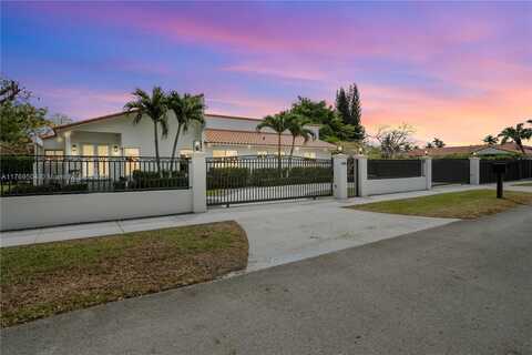 6881 SW 94th Ave, Miami, FL 33173