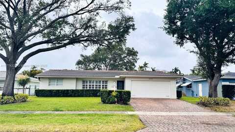 4900 Cleveland St, Hollywood, FL 33021