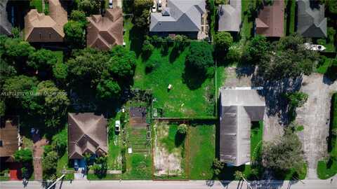 440 NW 1st Ter, Deerfield Beach, FL 33441