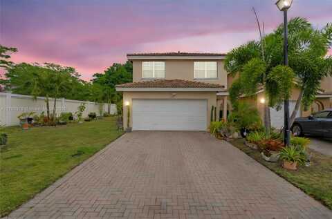 6600 NW 38th Dr, Lauderhill, FL 33319
