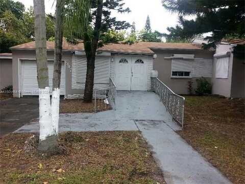 2447 Pierce St, Hollywood, FL 33020