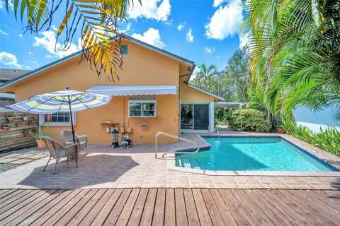 5660 SW 99th Ln, Cooper City, FL 33328