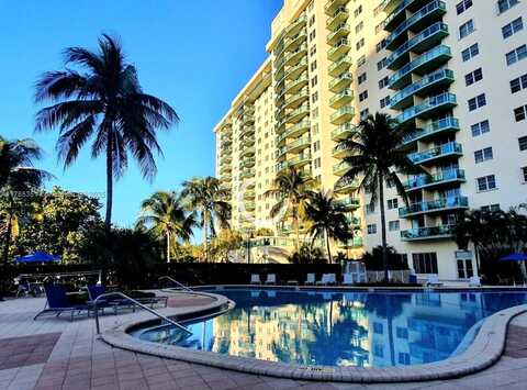 19390 Collins Ave, Sunny Isles Beach, FL 33160