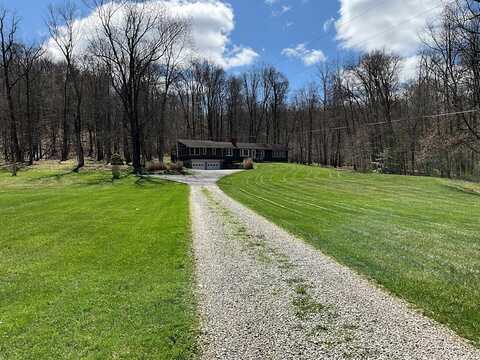 22264 Township Road 304, Coshocton, OH 43812