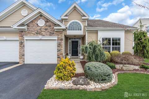 21 Gryphon Drive, Monroe, NJ 08831