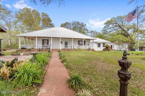 1144 River Road, Lucedale, MS 39452