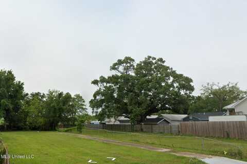 317 4th Street, Biloxi, MS 39530