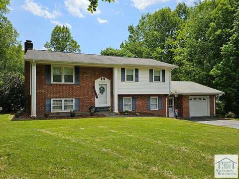 139 Carriage Court, Ridgeway, VA 24148