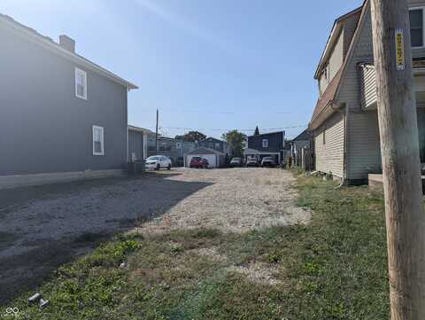 1852 Shelby Street, Indianapolis, IN 46203