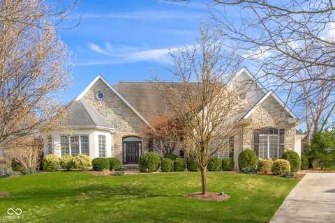 999 Box Turtle Court, Columbus, IN 47201