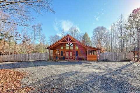 68 Hilltop Valley Dr, MURPHY, NC 28906