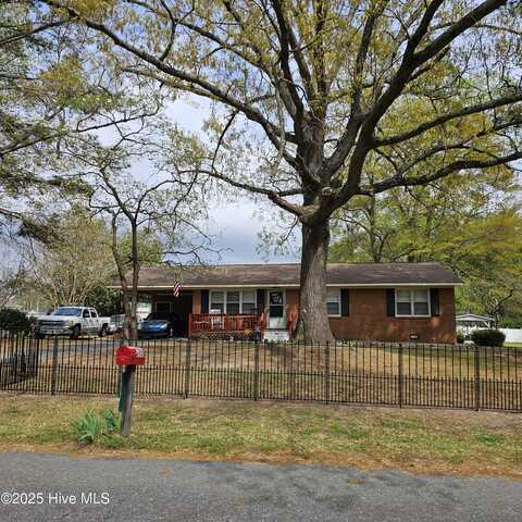 1535 Memory Lane, Kinston, NC 28504