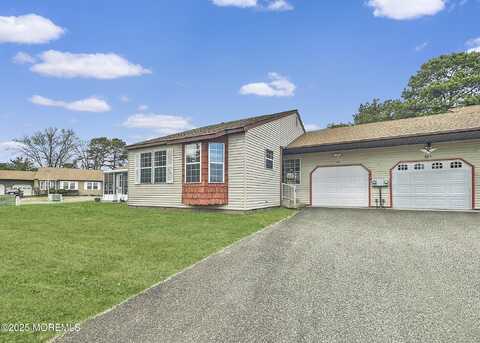 15 Alpine Road, Whiting, NJ 08759