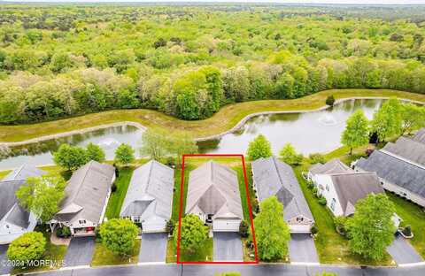 36 Cromwell Lane, Jackson, NJ 08527