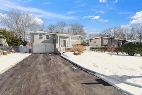 139 Saint Nicholas Avenue, Smithtown, NY 11787