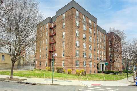 142-35 84th Drive, Briarwood, NY 11435