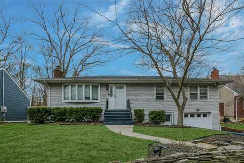 15 Hartman Hill Road, Huntington, NY 11743