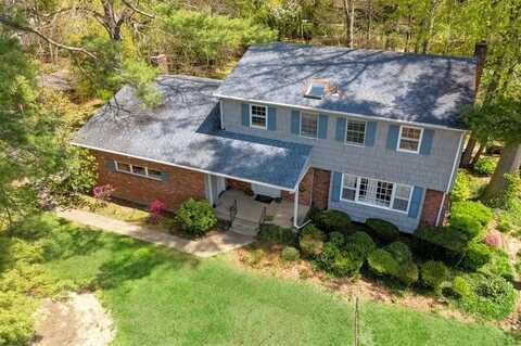 62 Crescent Beach Road, Glen Cove, NY 11542
