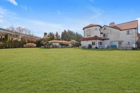 118 Malba Drive, Malba, NY 11357