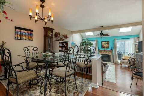 129 Portland Avenue, Old Orchard Beach, ME 04064
