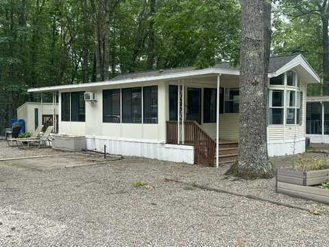 1 Robinson Way, Kennebunk, ME 04043