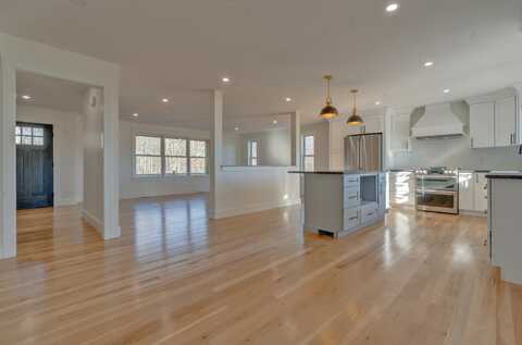 17 Durant Road, Berwick, ME 03901