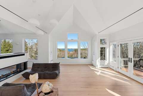 107 Wharf Road, Yarmouth, ME 04096