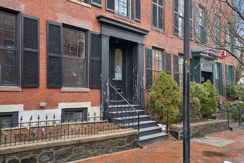 17 Pine Street, Portland, ME 04102