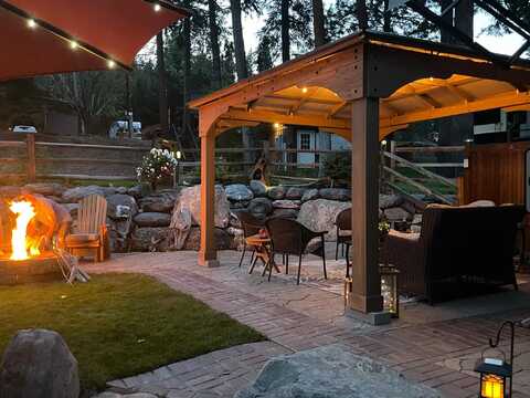 33336 Whitecap Lane, Bigfork, MT 59911