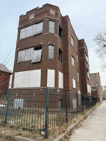 2445 E 74th Place, Chicago, IL 60649