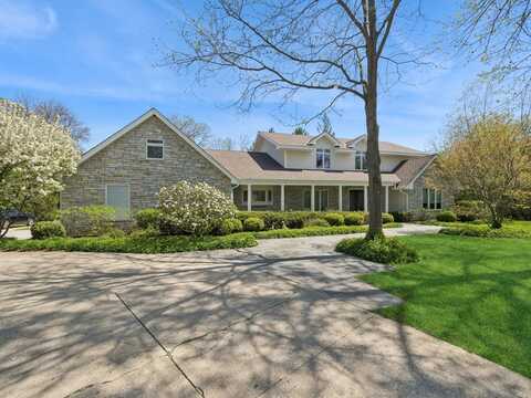 681 Halligan Circle, Lake Forest, IL 60045