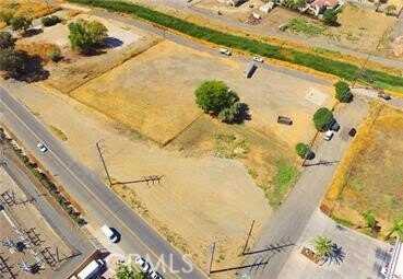 18 Spring St., Lake Elsinore, CA 92530