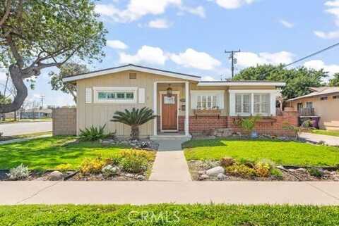 2371 Stearnlee Avenue, Long Beach, CA 90815